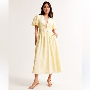 Abercrombie & Fitch Tie-Front Textured Maxi Dress